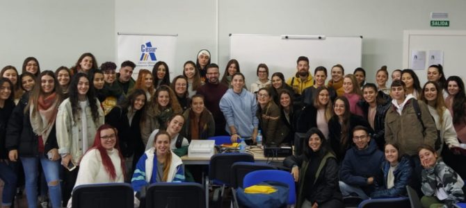 Fundación Triángulo en Cesur. Fundación Triángulo en Cesur.