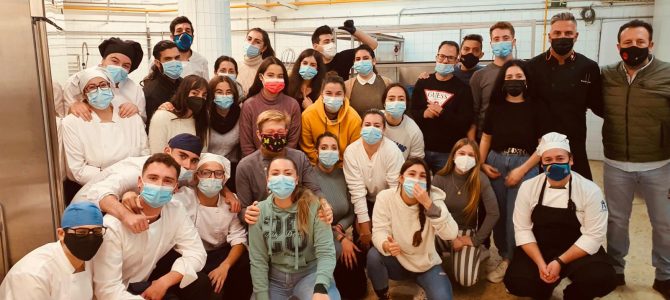 Proyecto intervención social “550 Menús Navideños” Proyecto intervención social “550 Menús Navideños”