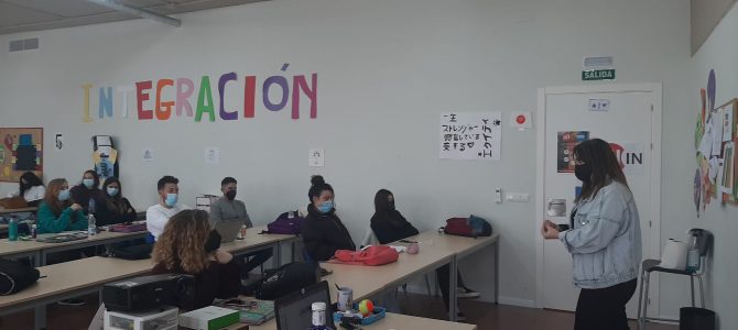 ¡Nos encantan las visitas de antiguos alumnos! ¡Nos encantan las visitas de antiguos alumnos!